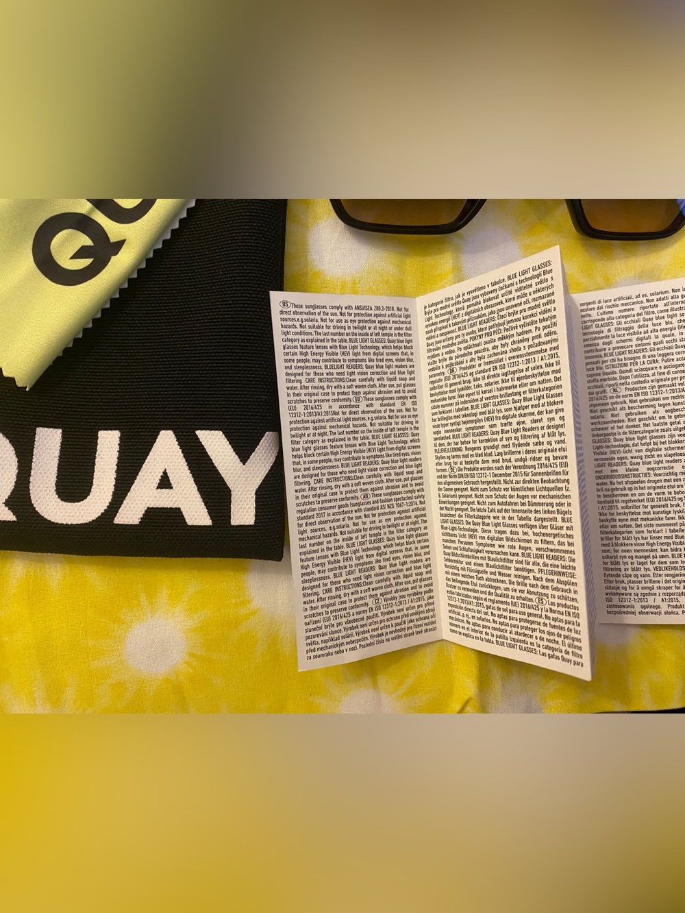 Quay | Level Up | Black Frame / Smoke Polarized Lens - Picture 16 of 16
